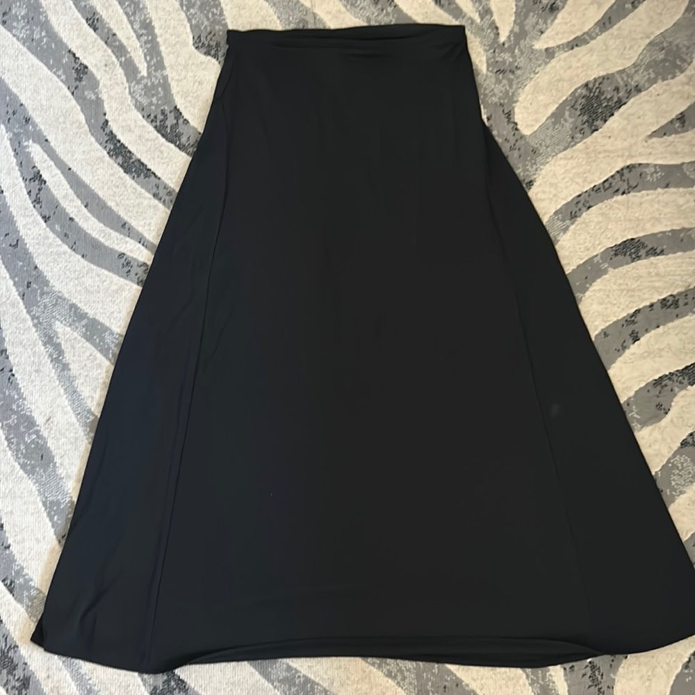 Banana republic low waisted black maxi skirt